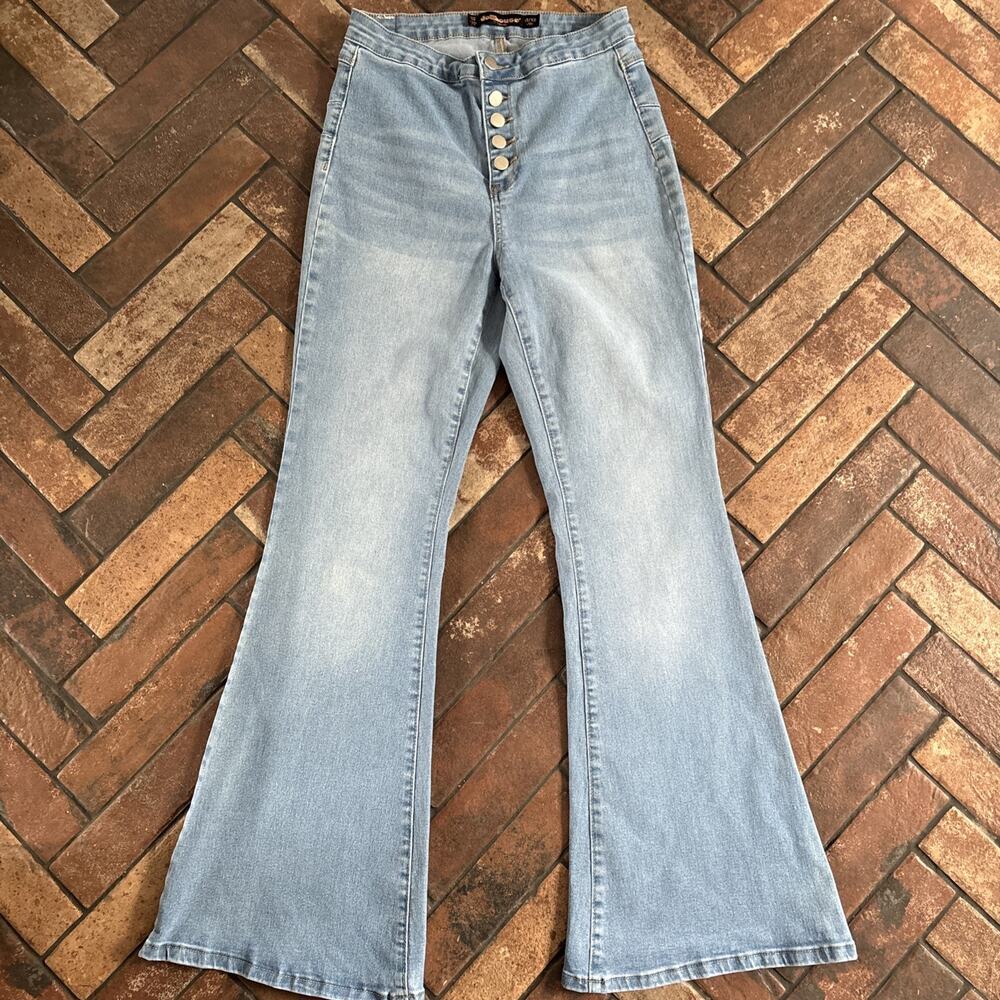 Dollhouse High Rise Flare Jeans Womens 11 Button Fly Bell Bottom Light Wash